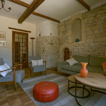 Holiday home Maison De Charme, Patio Et Piscine, Wifi *