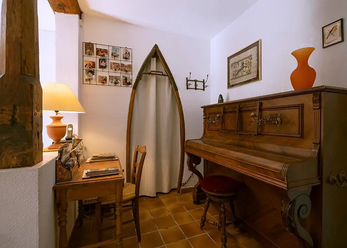 Maison De Charme, Patio Et Piscine, Wifi Aujargues